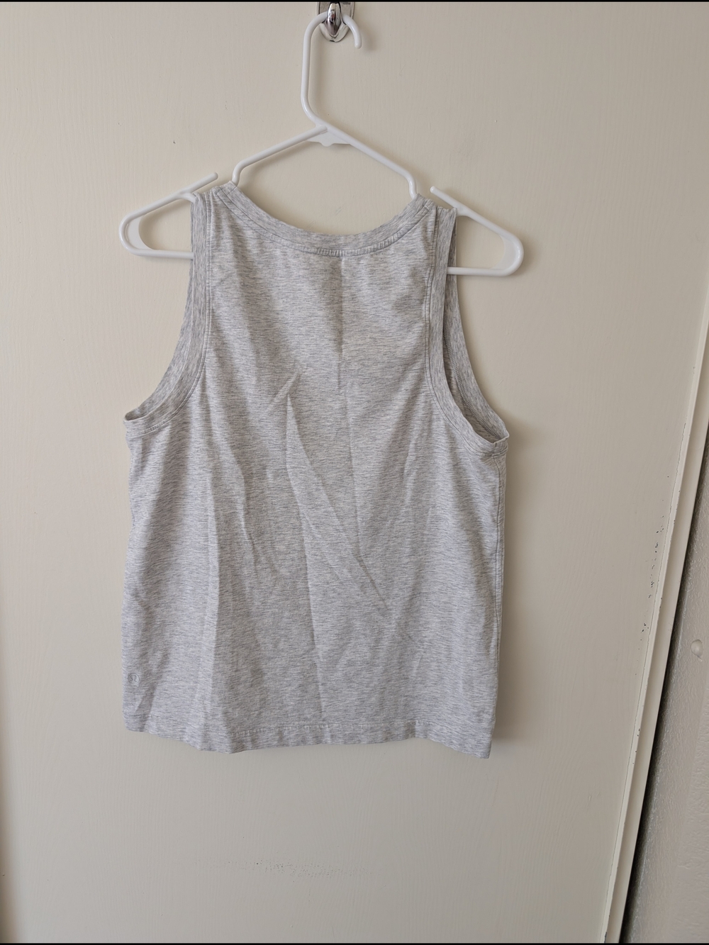 lululemon athletica Womens 12 Gray Tank Top Activewear Athleisure Workout - Picture 5 of 6